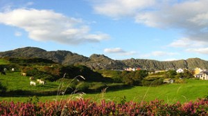 Allihies Village, hidden among the mountains.