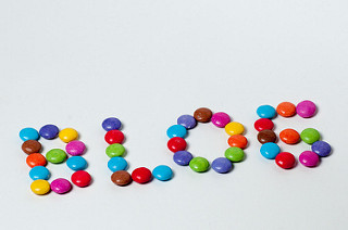 photo credit: Smarties / Schokolinsen via photopin (license)