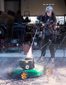 photo credit: pennstatenews <a href="http://www.flickr.com/photos/53130103@N05/33529230290">power washing mower</a> via <a href="http://photopin.com">photopin</a> <a href="https://creativecommons.org/licenses/by-nc-nd/2.0/">(license)</a>